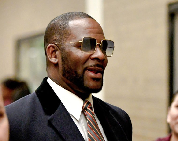 R. Kelly attends court hearing