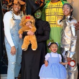 Kobe Bryant and family dress up for Halloween