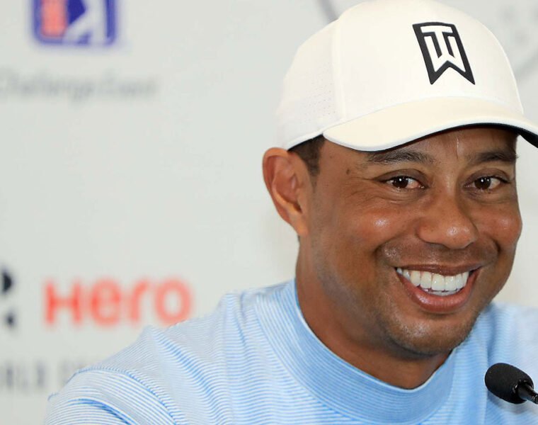 Tiger Woods shit eating grin